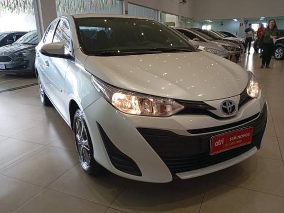 TOYOTA YARIS 1.5 16V FLEX XL PLUS CONNECT MULTIDRIVE TOYOTA YARIS 1.5 16V FLEX XL PLUS CONNECT MULTIDRIVE